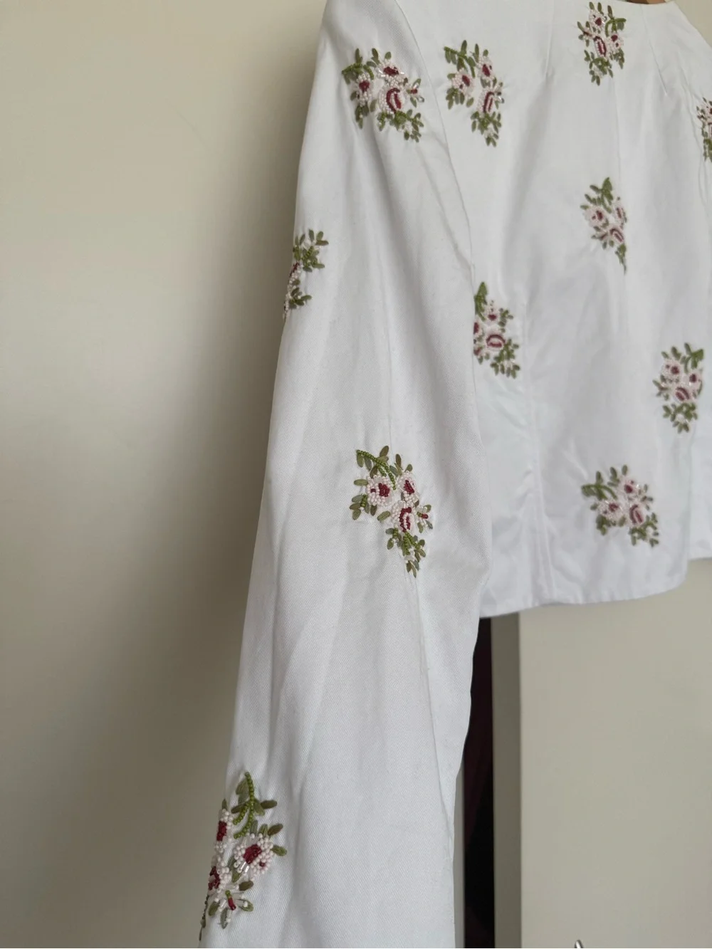 Club Monaco Vintage White Cropped Floral Beaded Embroidered Jacket 8/S Dainty - Picture 3 of 4